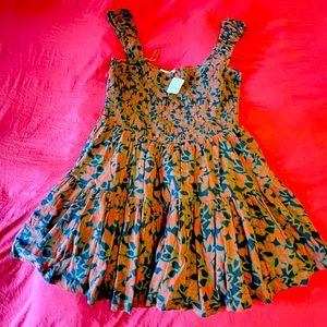 Brand new with tags Free People sweet annie mini in brown floral.